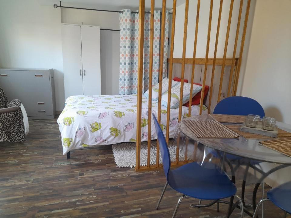 Apartamento Studio Lena Lézignan-Corbières Exterior foto